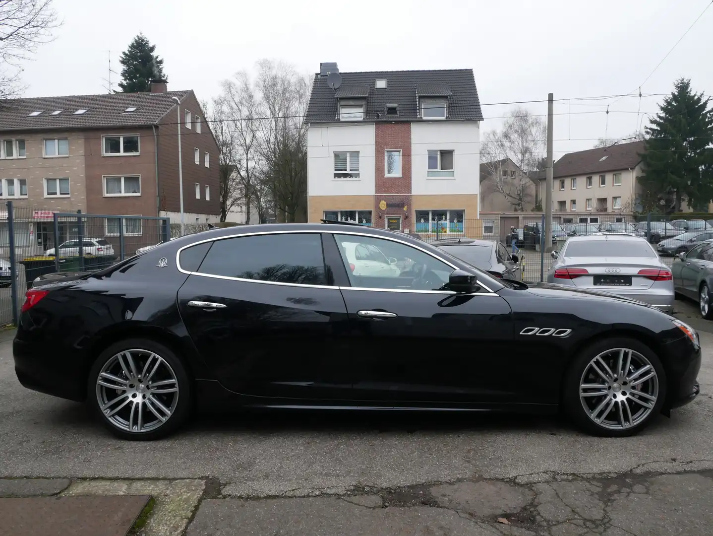 Maserati Quattroporte аренда Maserati Quattroporte аренда