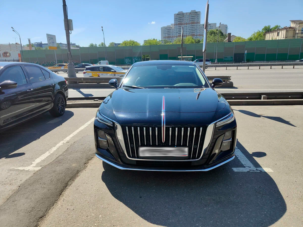 Hongqi H5 арендовать Hongqi H5 арендовать